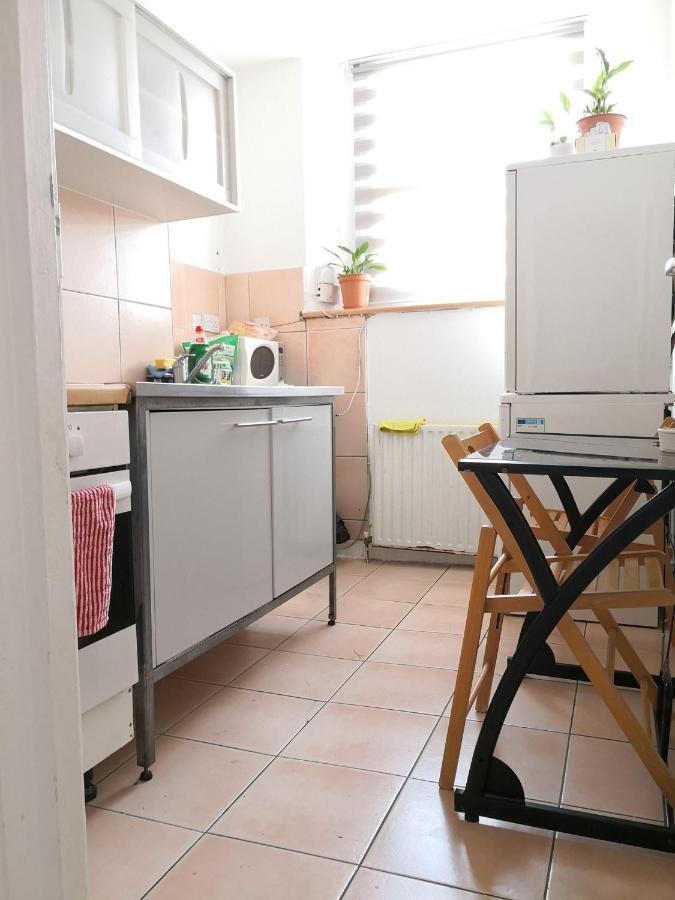 Double Room Lgbt Лондон Екстериор снимка
